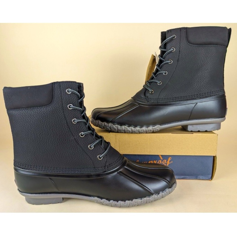 NWB Weather Proof Vintage Adam ll
Men’s Duck Boots In Black Size 8.